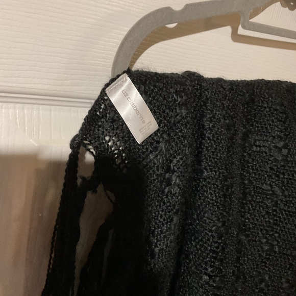 Liz Claiborne Black Knit Scarf With Fringe - Picture 4 of 4